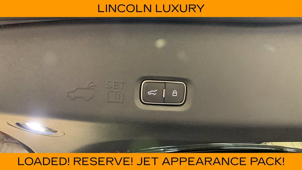 Used 2025 Lincoln Navigator Reserve w/ Jet Appearance Package AWD/4WD image 23