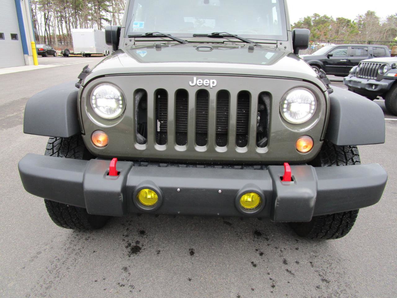 Used 2015 Jeep Wrangler Rubicon w/ Dual Top Group AWD/4WD image 10