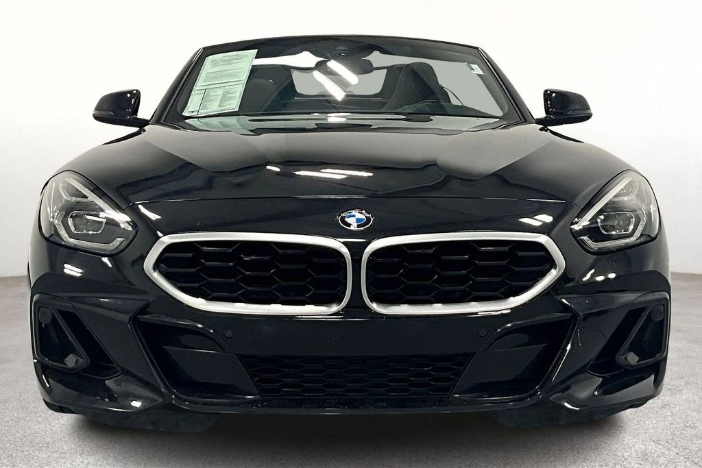 Certified 2025 BMW Z4 sDrive30i image 5