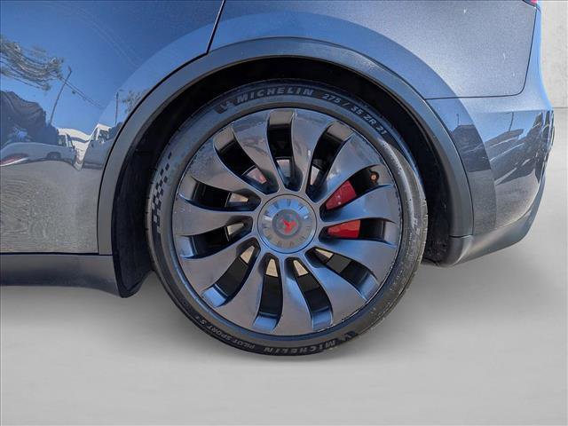 Used 2024 Tesla Model Y Performance image 24