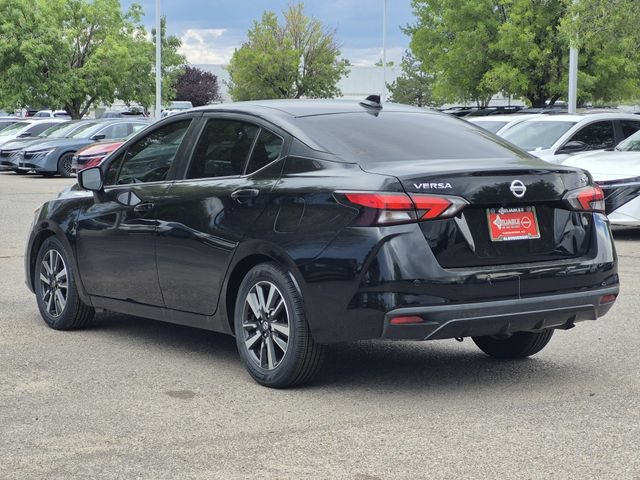 Used 2020 Nissan Versa SV FWD image 4
