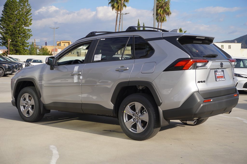 New 2025 Toyota RAV4 XLE image 6