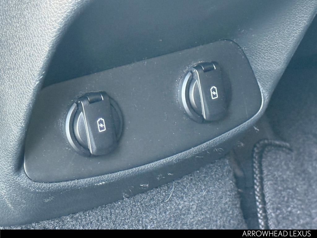 Used 2019 Hyundai Santa Fe SEL FWD image 30