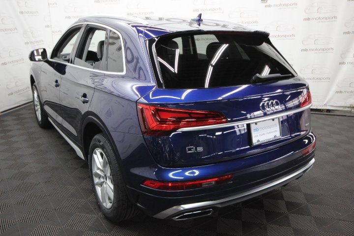 Used 2022 Audi Q5 2.0T Premium w/ Convenience Package AWD/4WD image 4