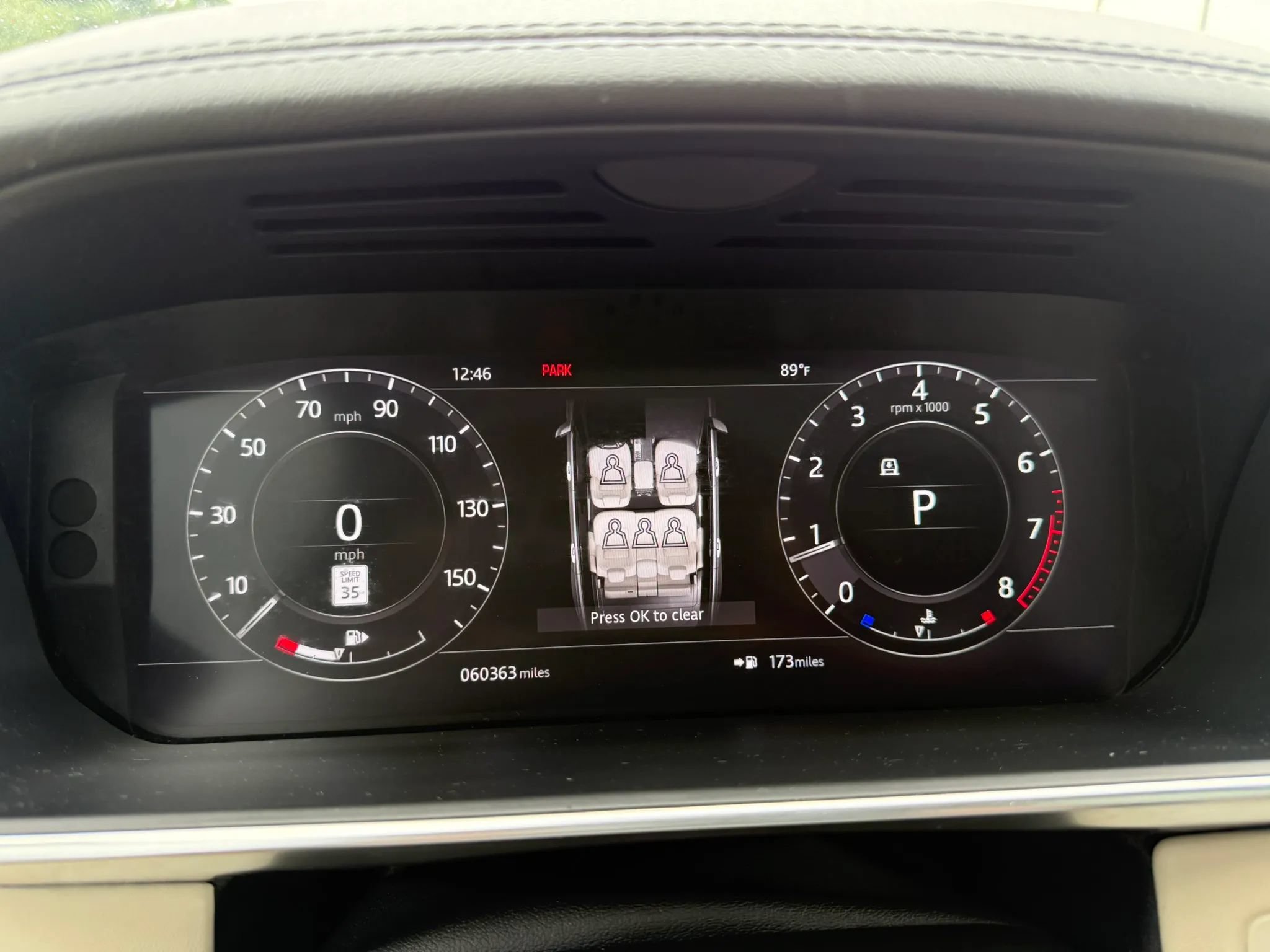 Used 2018 Land Rover Range Rover HSE AWD/4WD image 17