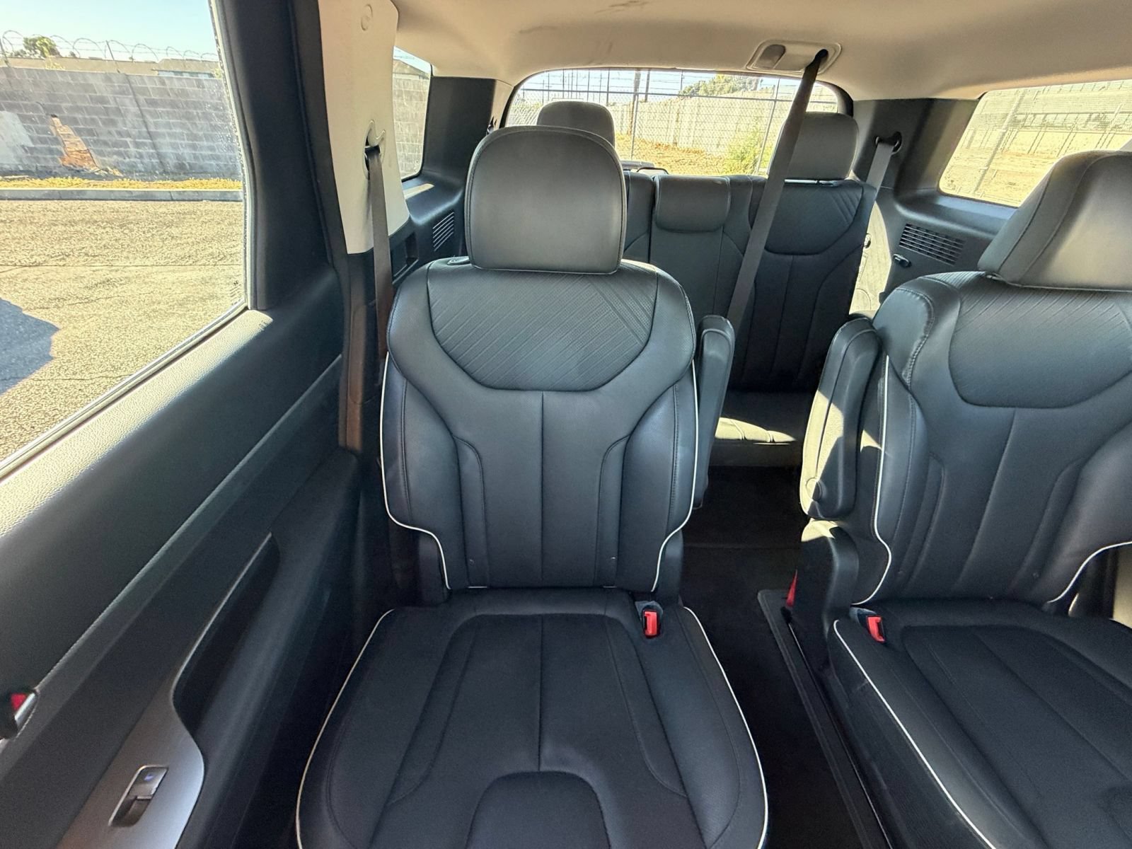 Used 2025 Hyundai Palisade SEL FWD image 42