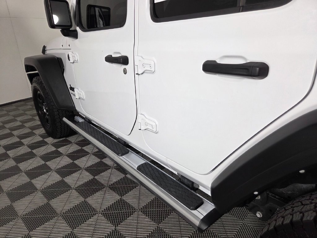 Used 2022 Jeep Wrangler Unlimited Sport AWD/4WD image 9