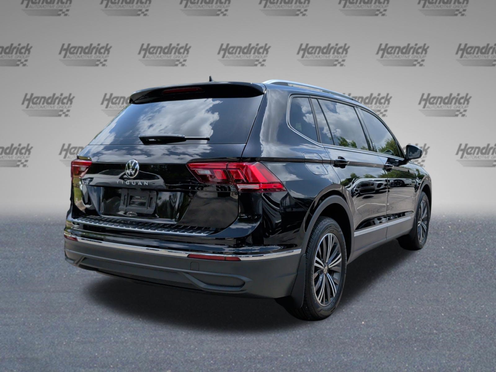 Used 2024 Volkswagen Tiguan Wolfsburg Edition FWD image 7