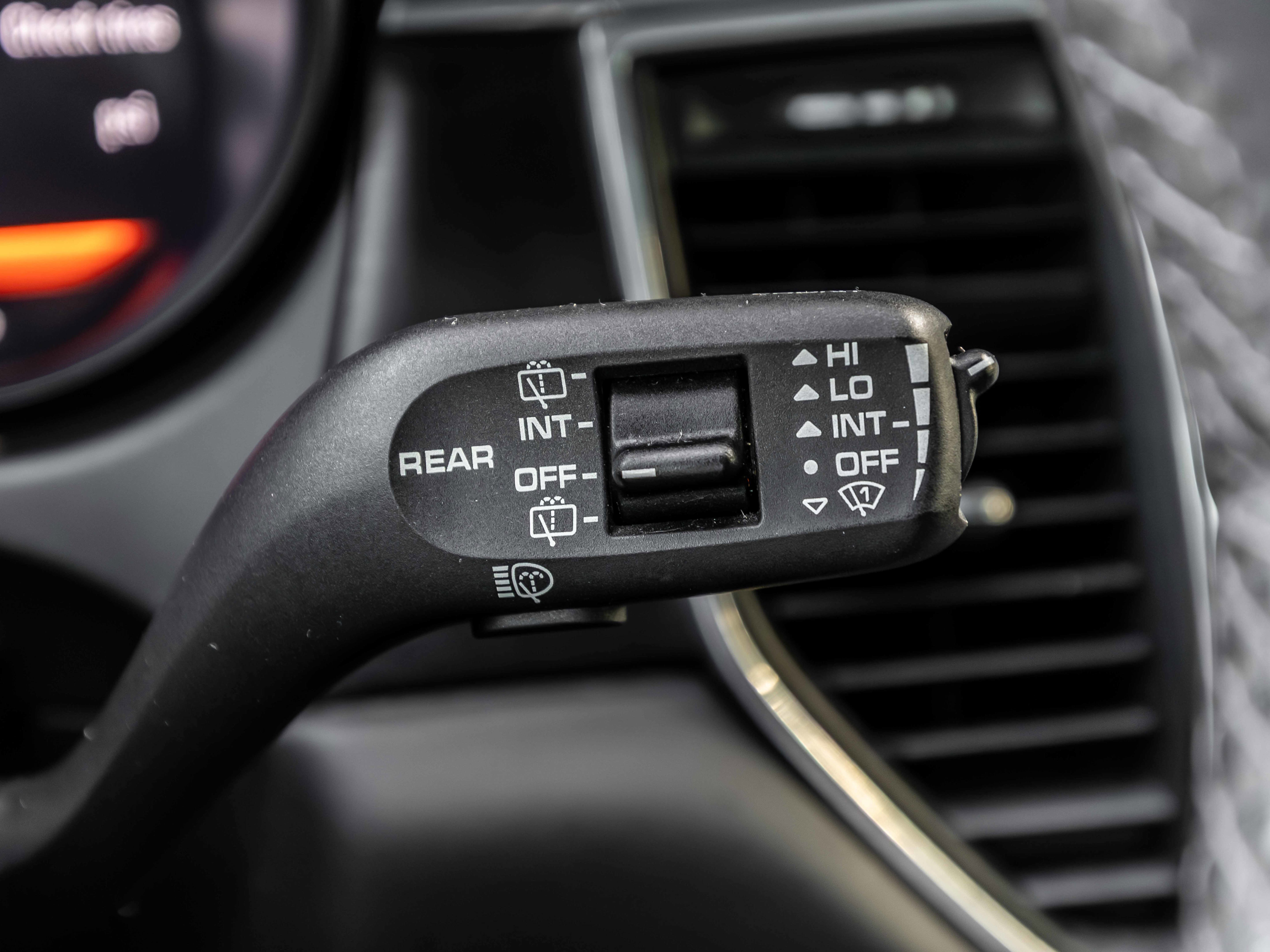 Used 2017 Porsche Macan GTS AWD/4WD image 74