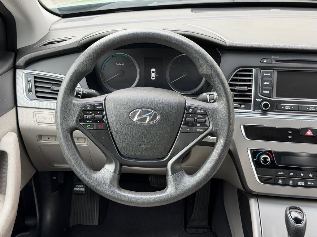 Used 2016 Hyundai Sonata SE FWD image 20