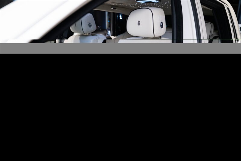 Used 2026 Rolls-Royce Phantom Sedan RWD image 24