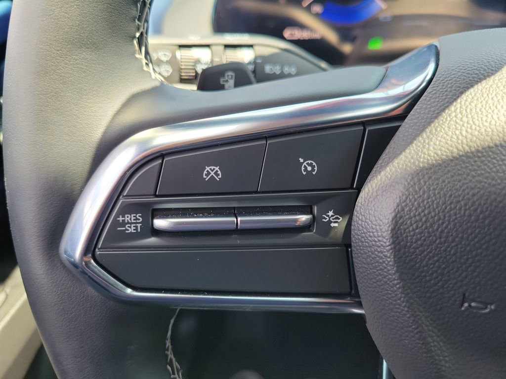 Used 2026 Chevrolet Equinox EV LT FWD image 5