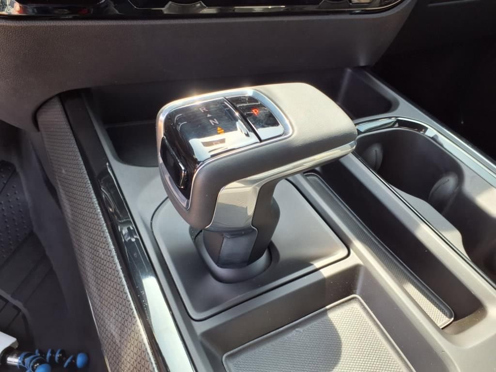 Used 2023 Chevrolet Silverado 1500 ZR2 w/ Technology Package image 21