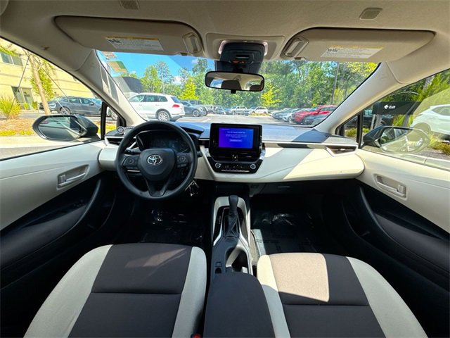 Used 2023 Toyota Corolla LE image 16