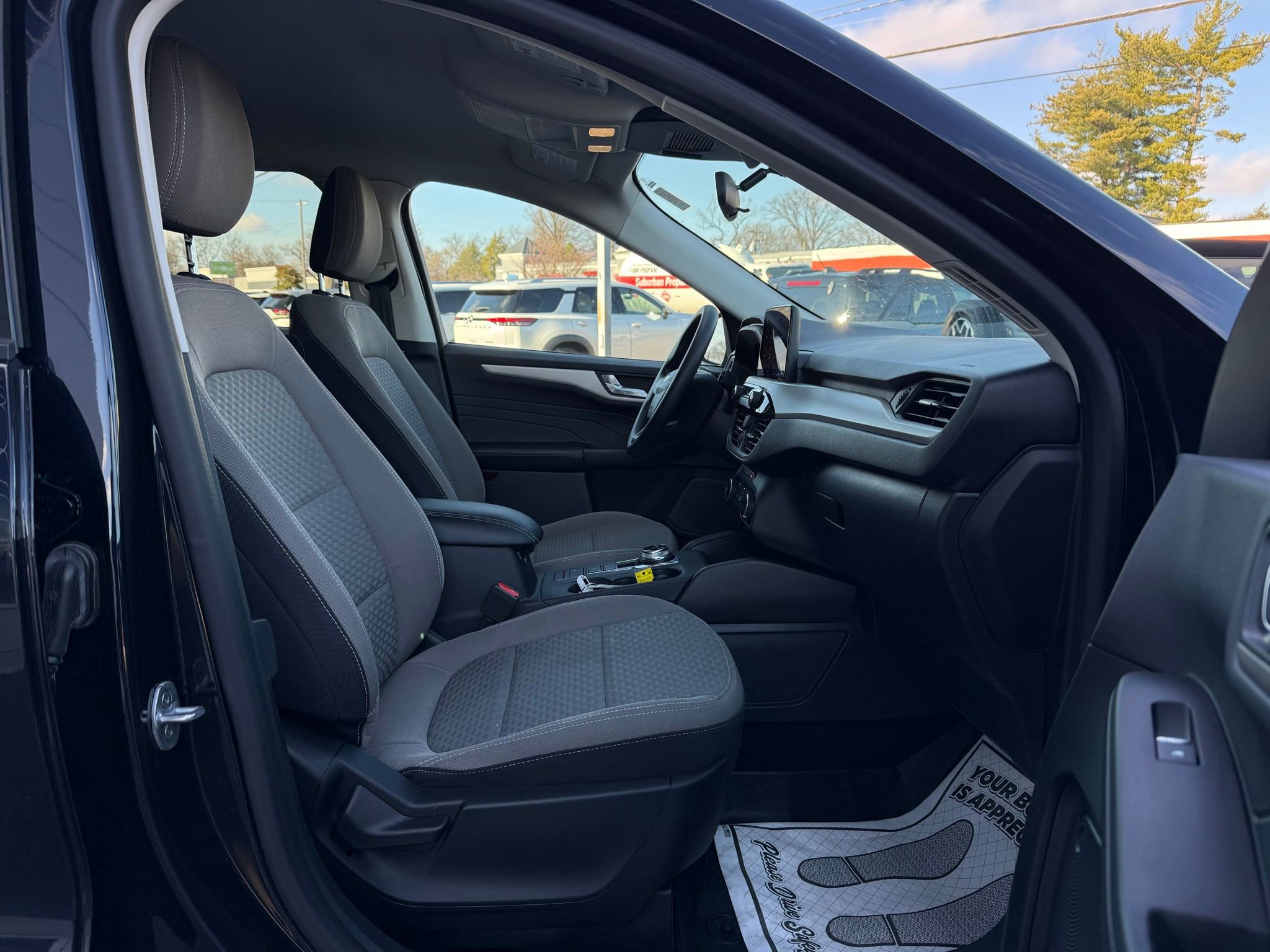 Used 2021 Ford Escape SE image 20