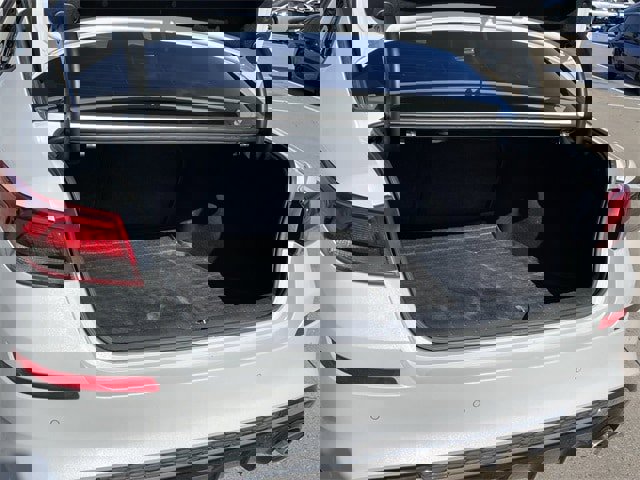 Used 2020 Kia Optima Premium image 29