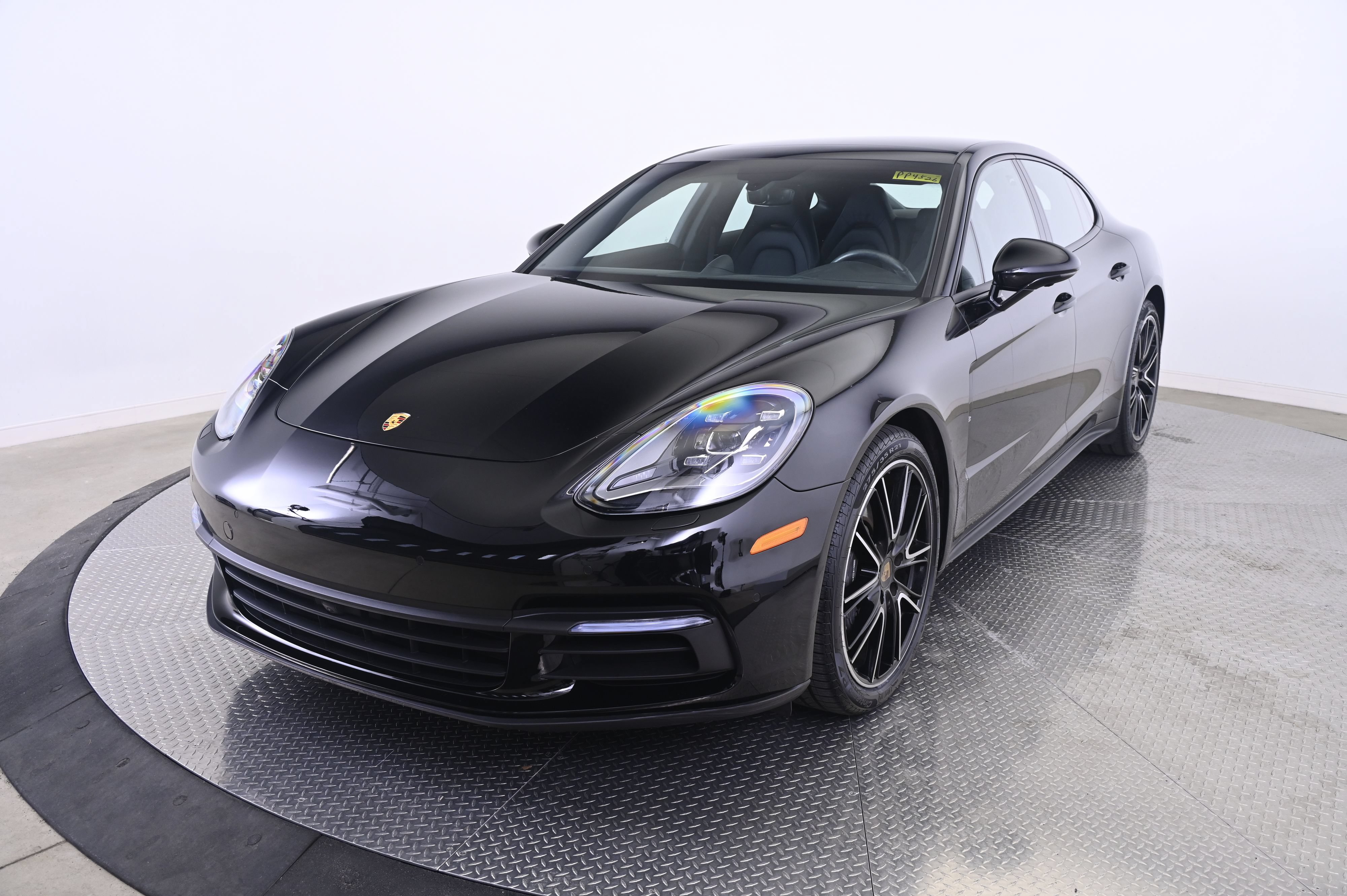 Certified 2020 Porsche Panamera RWD image 1
