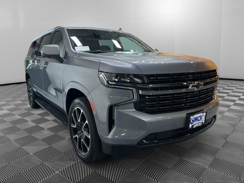 Used 2022 Chevrolet Suburban RST w/ Luxury Package AWD/4WD image 7