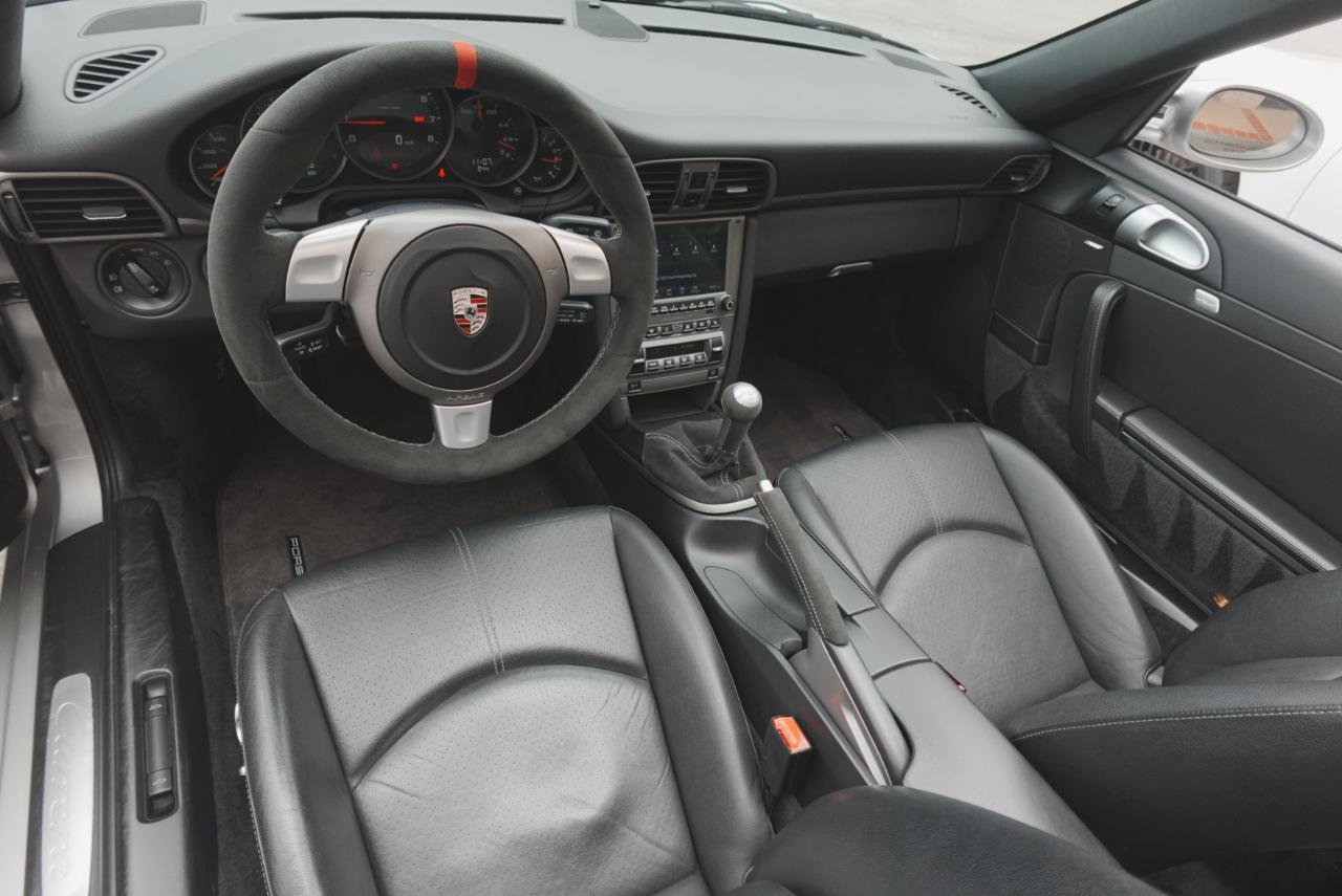 Used 2008 Porsche 911 Carrera RWD image 11