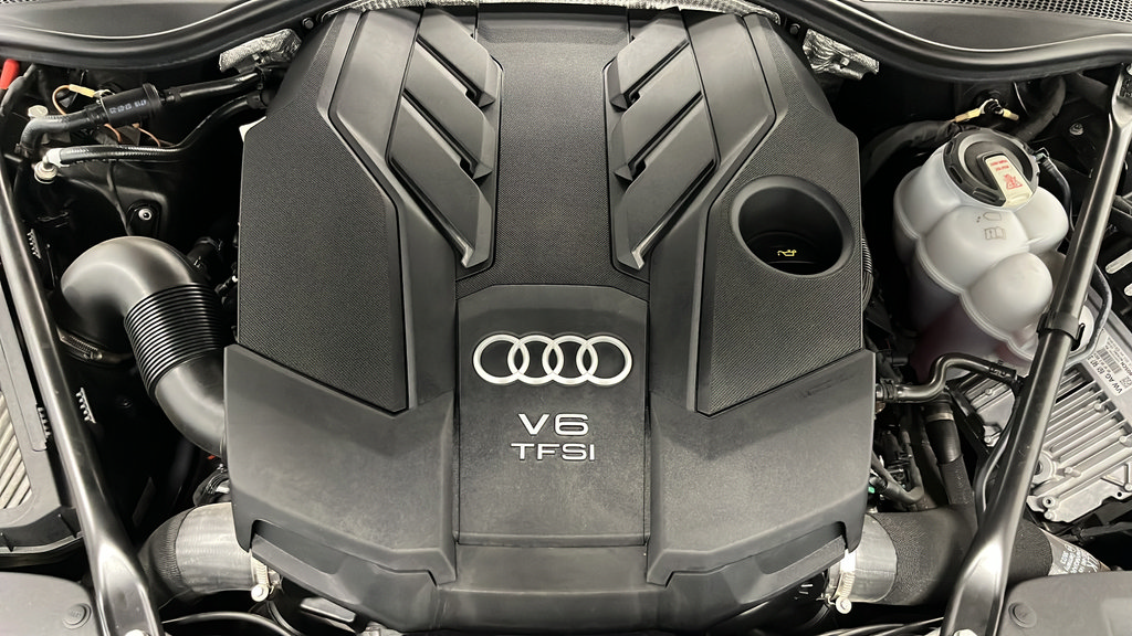 Used 2024 Audi A8 L 3.0T w/ Comfort Plus Package AWD/4WD image 34