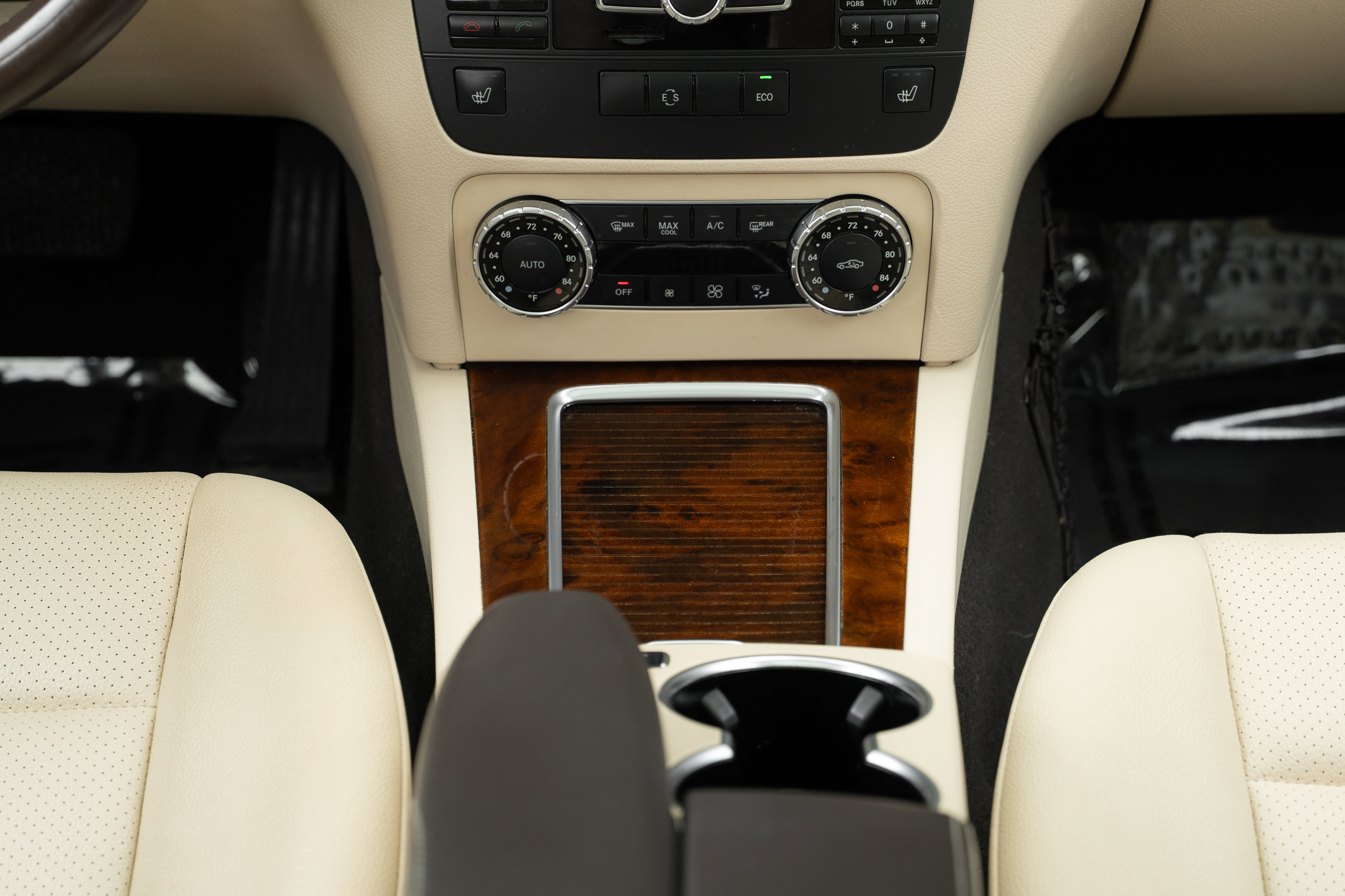 Used 2015 Mercedes-Benz GLK 350 4MATIC image 16