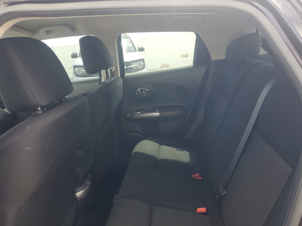 Used 2014 Nissan Juke S image 10