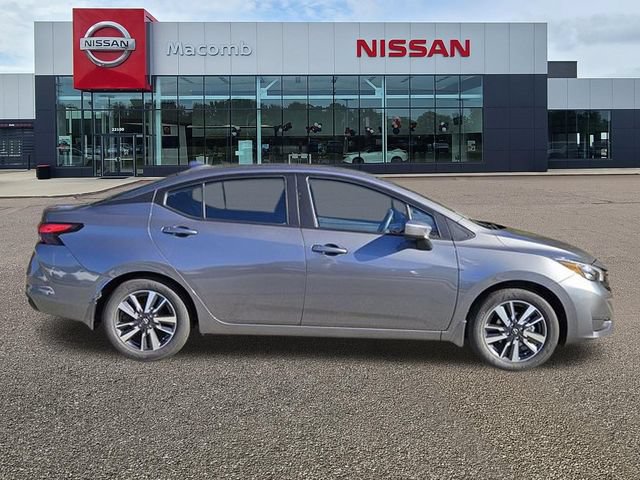 New 2025 Nissan Versa SV w/ Trunk Package FWD image 3