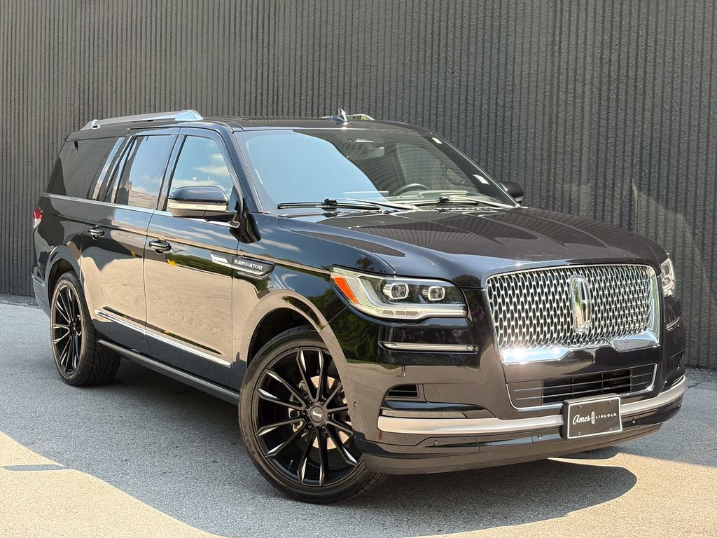 Certified 2022 Lincoln Navigator L Reserve AWD/4WD image 9