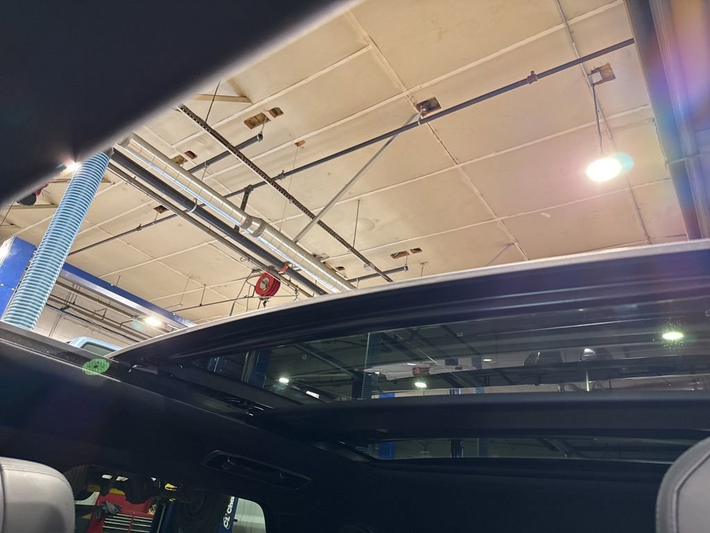 Used 2024 Land Rover Range Rover Sport Dynamic SE AWD/4WD image 41