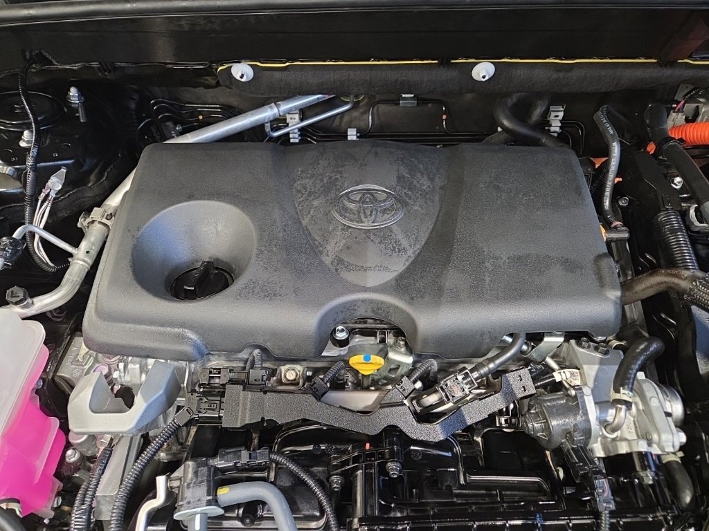 Used 2023 Toyota Venza Limited image 21