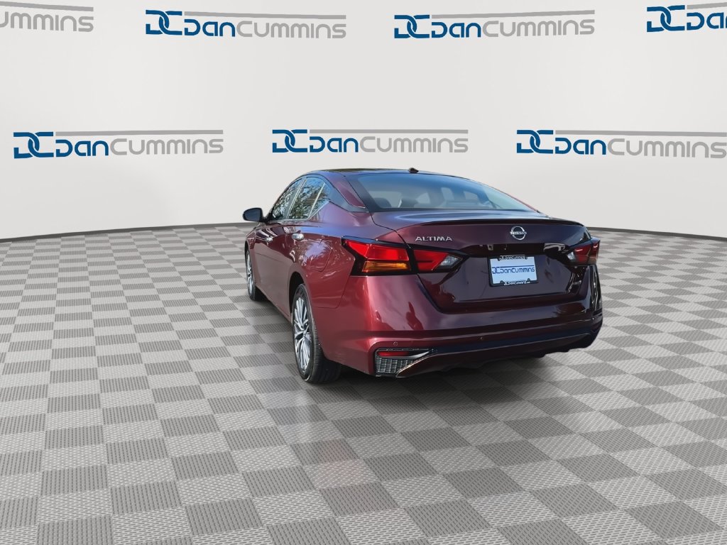 Used 2025 Nissan Altima 2.5 SV AWD/4WD image 7