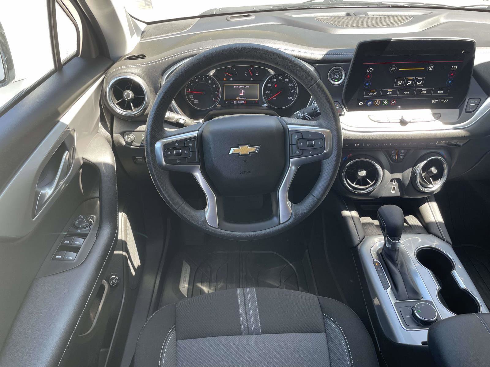 Used 2023 Chevrolet Blazer LT w/ Convenience Package image 2