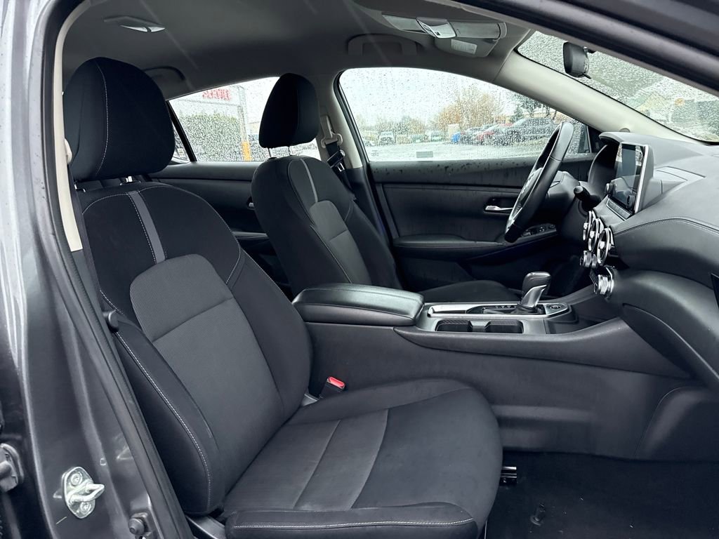 Used 2021 Nissan Sentra SV w/ Trunk Package image 11