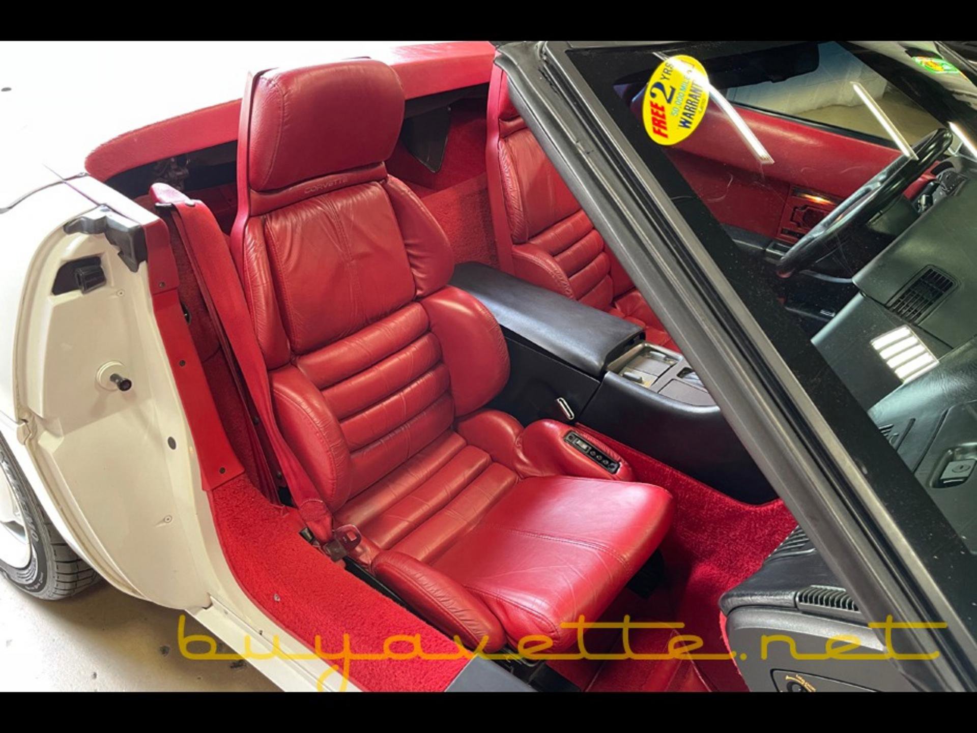 Used 1991 Chevrolet Corvette Convertible RWD image 23