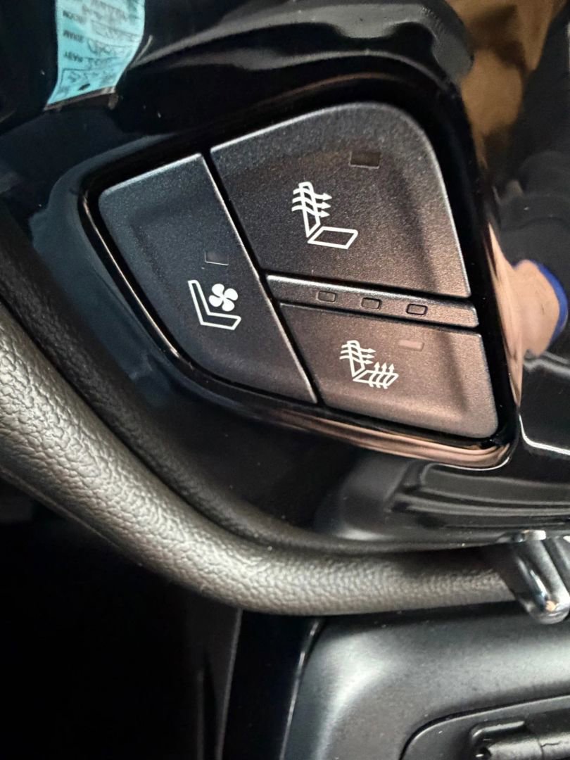 Used 2016 Chevrolet Silverado 1500 LTZ Z71 w/ LTZ Plus Package image 27