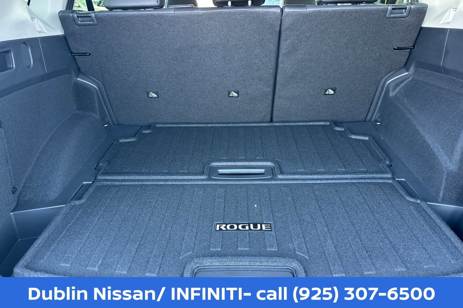 New 2026 Nissan Rogue Platinum w/ Tech Package AWD/4WD image 18