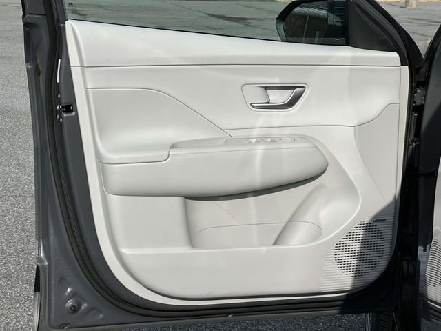 Used 2026 Hyundai Kona Limited image 14