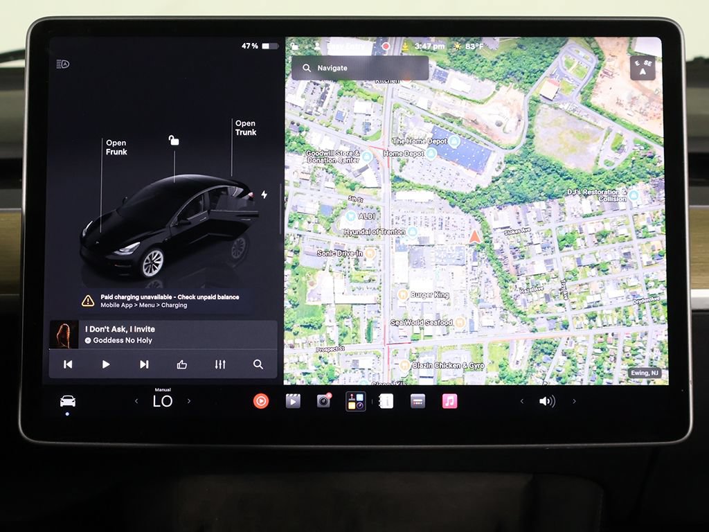 Used 2023 Tesla Model 3 Standard Range RWD image 38