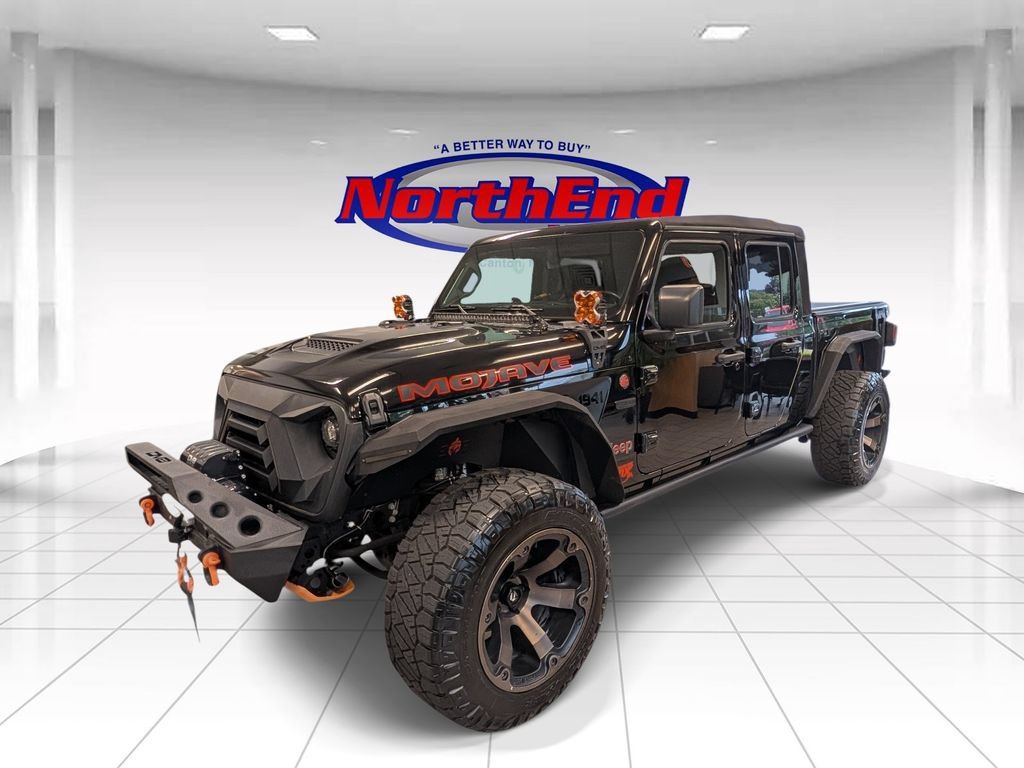 Used 2023 Jeep Gladiator Mojave AWD/4WD image 3