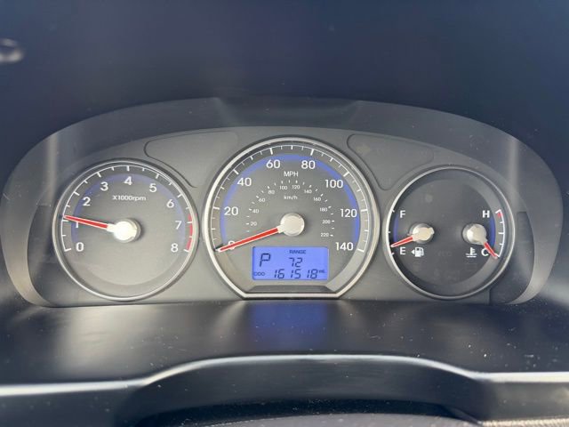 Used 2011 Hyundai Santa Fe SE image 18