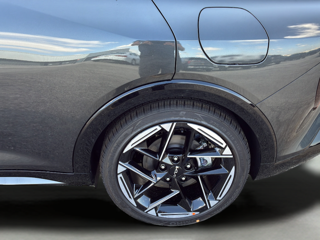 New 2026 Kia K4 GT-Line FWD image 40