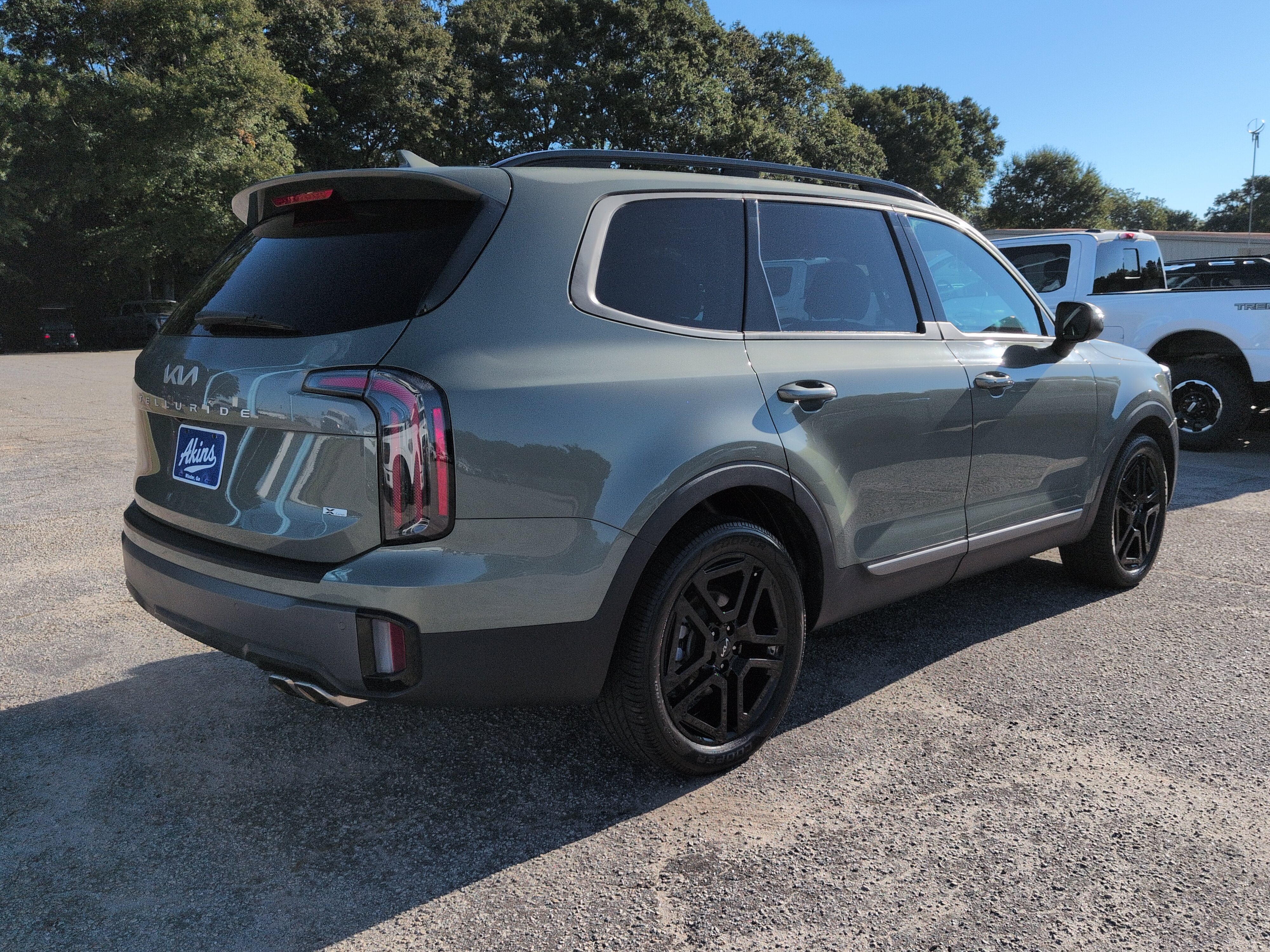 Used 2023 Kia Telluride EX X-Line AWD/4WD image 3