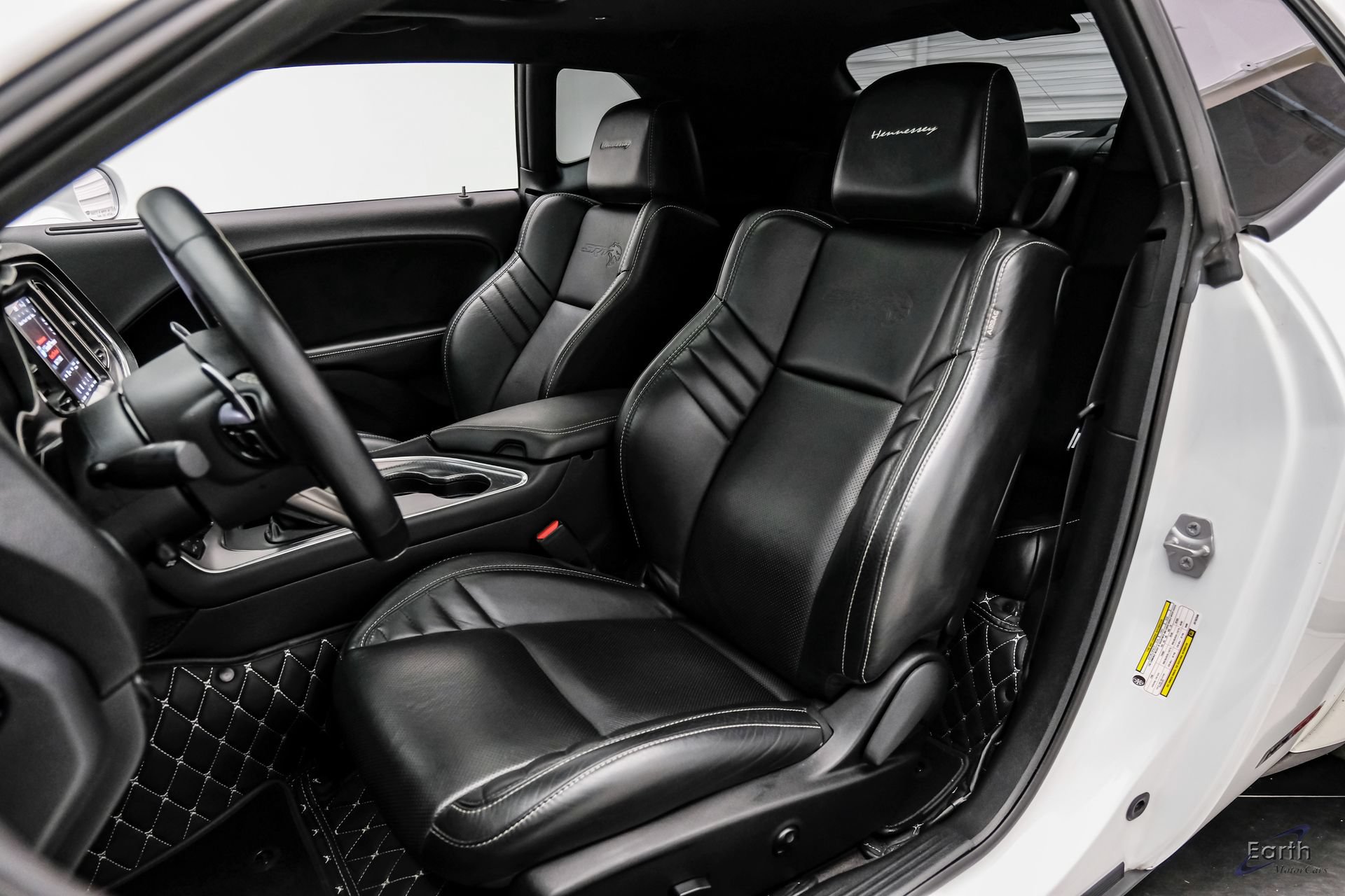 Used 2018 Dodge Challenger SRT Hellcat RWD image 49