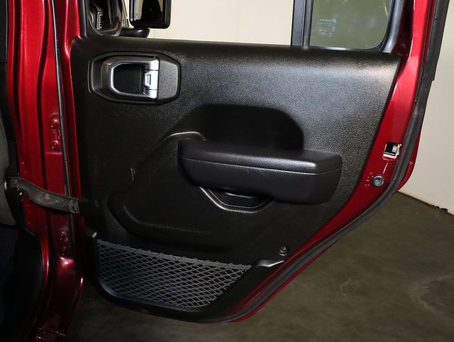 Used 2022 Jeep Wrangler Unlimited Sport image 30