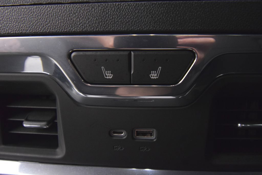 Used 2022 GMC Sierra 1500 SLT AWD/4WD image 43