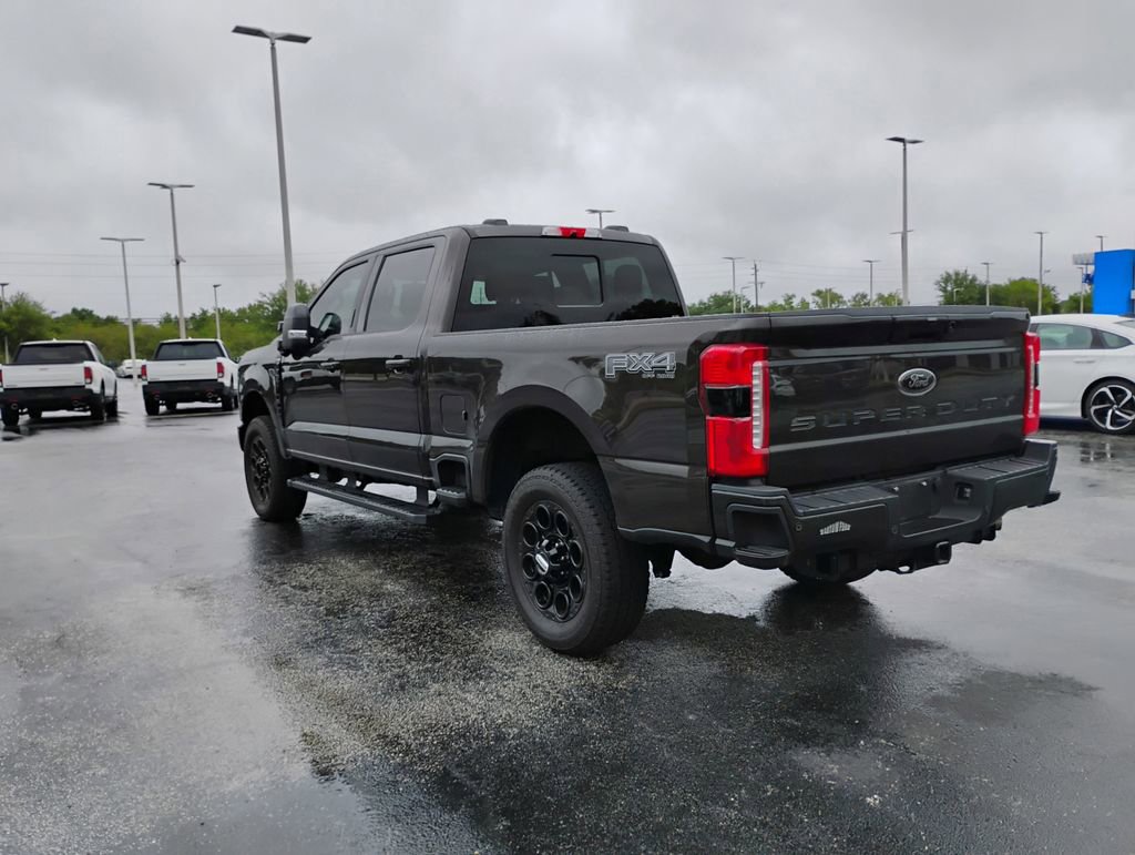 Used 2024 Ford F250 Lariat w/ Black Appearance Package image 7