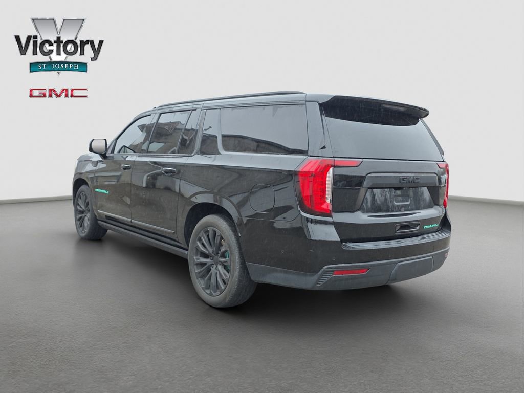 Used 2024 GMC Yukon XL Denali w/ Denali Reserve Package image 15