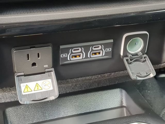 New 2026 Jeep Grand Wagoneer L Limited AWD/4WD image 18