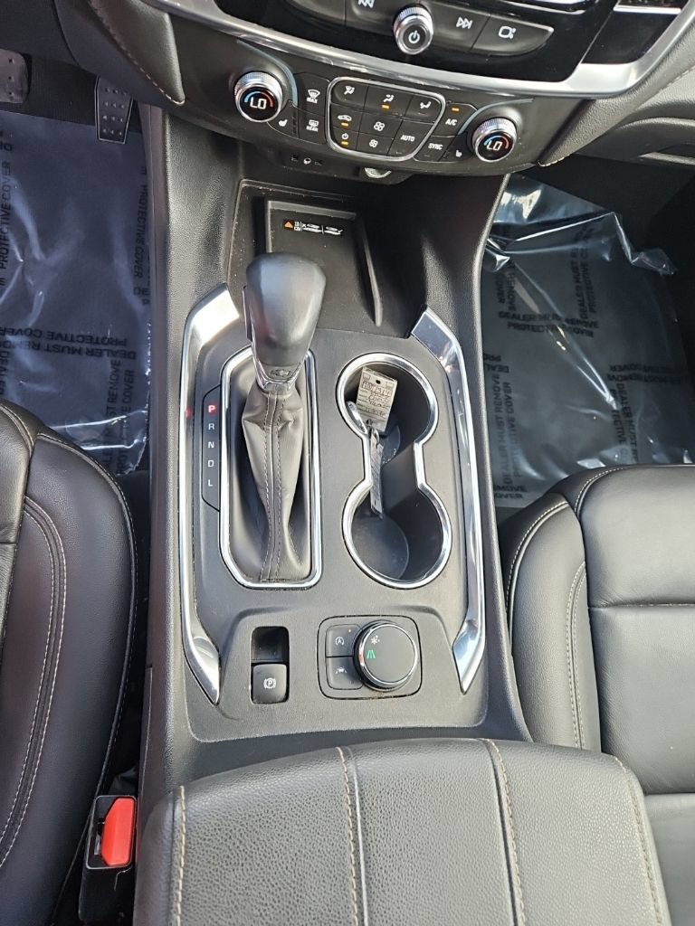 Used 2023 Chevrolet Traverse LT FWD image 17