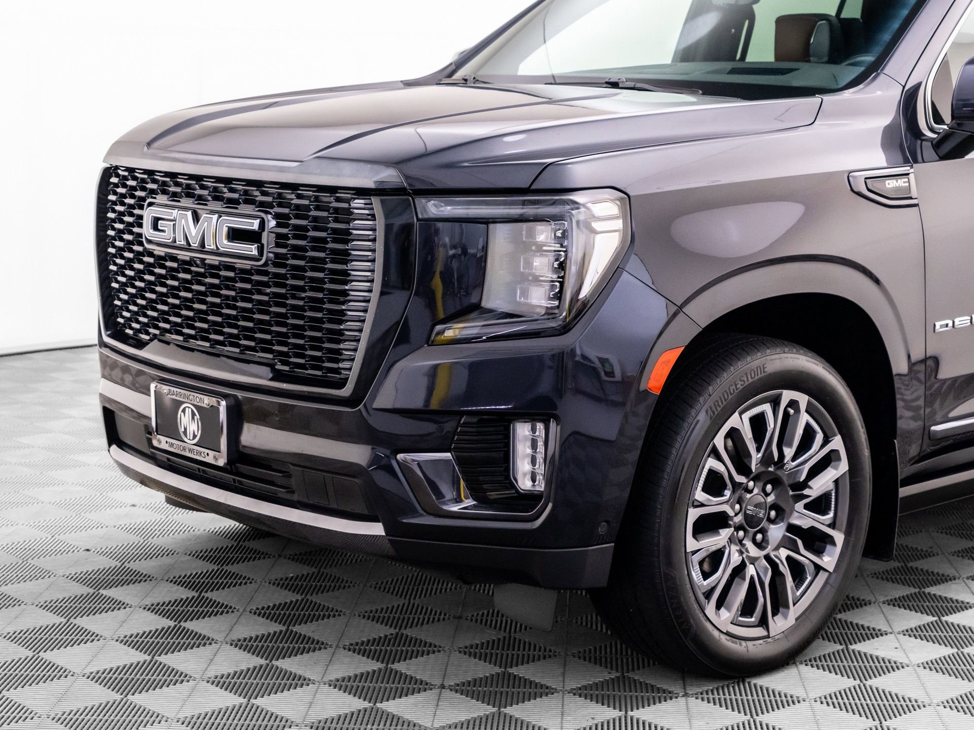 Used 2023 GMC Yukon Denali Ultimate AWD/4WD image 41